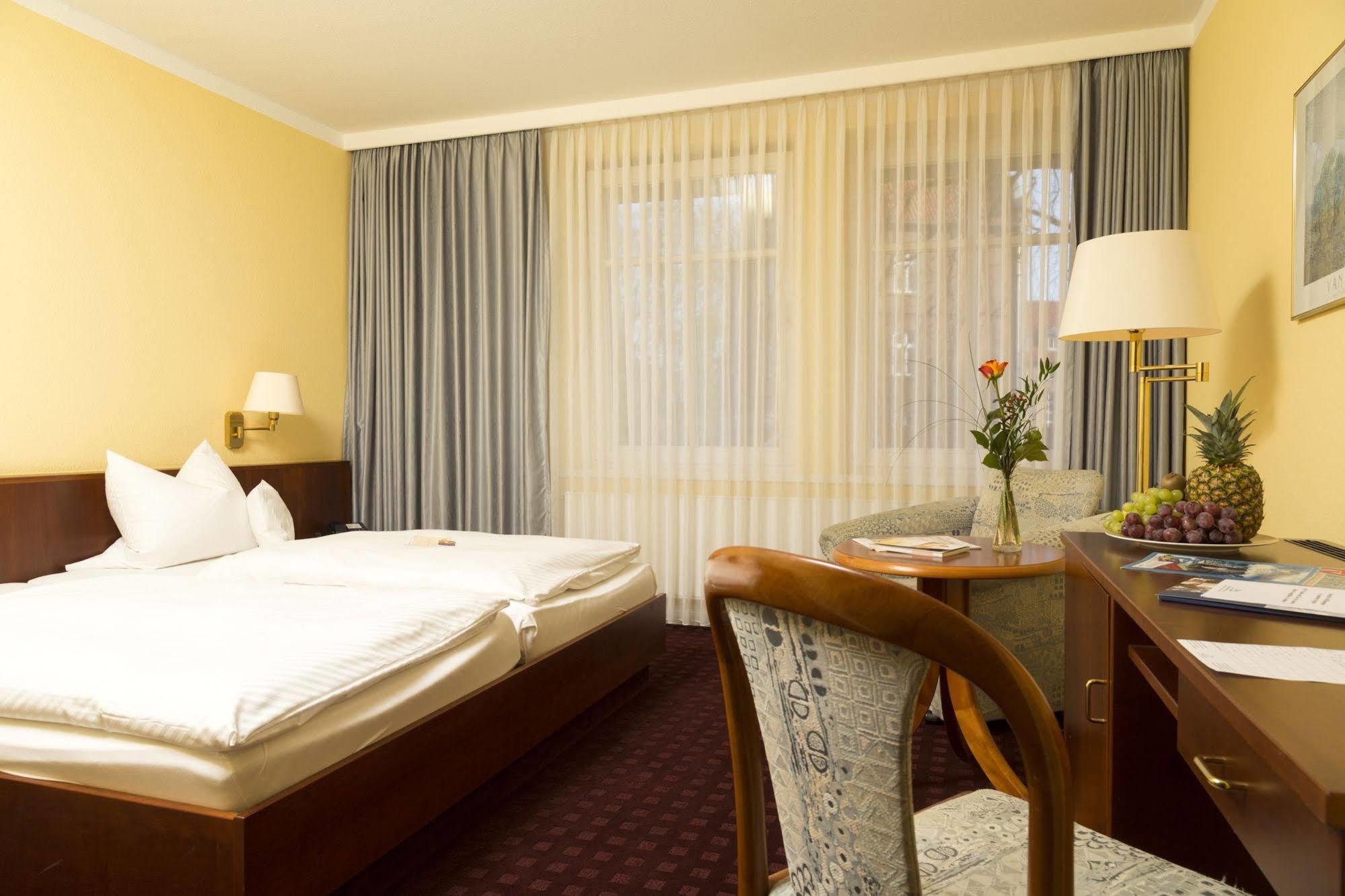 Ringhotel Residenz Wittmund Ngoại thất bức ảnh