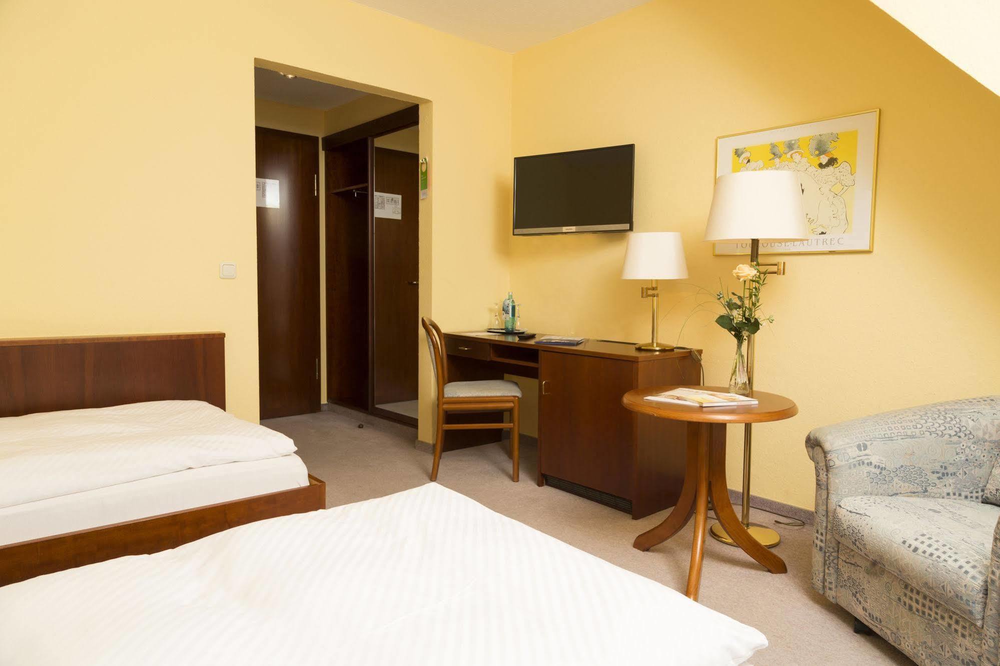 Ringhotel Residenz Wittmund Ngoại thất bức ảnh