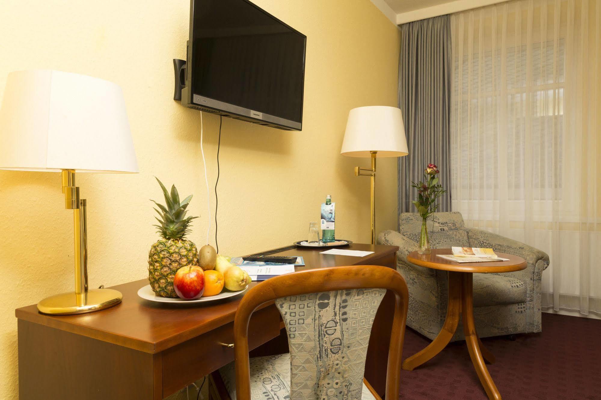 Ringhotel Residenz Wittmund Ngoại thất bức ảnh